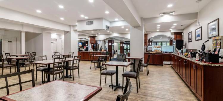 布伦瑞克巴思贝斯特韦斯特优质酒店(Best Western Plus Brunswick Bath)图片