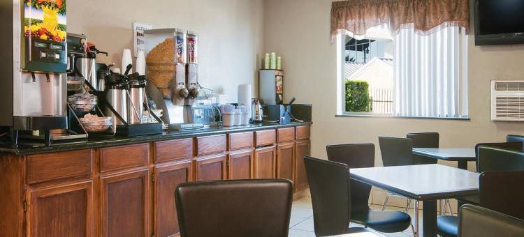 圣安东尼奥-I-35北温德姆速8酒店(Super 8 by Wyndham San Antonio/I-35 North)图片