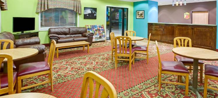 帕萨迪纳温德姆速8酒店(Super 8 by Wyndham Pasadena)图片