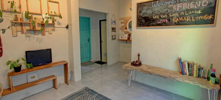 OYO 92825卡玛尔龙目岛(OYO 92825 Kamar Lombok)图片