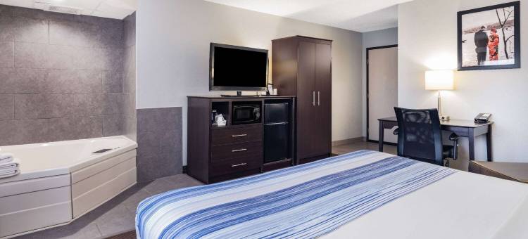 普罗瓦斯蒂文斯波恩特美吟温德姆酒店(AmericInn by Wyndham Plover Stevens Point)图片