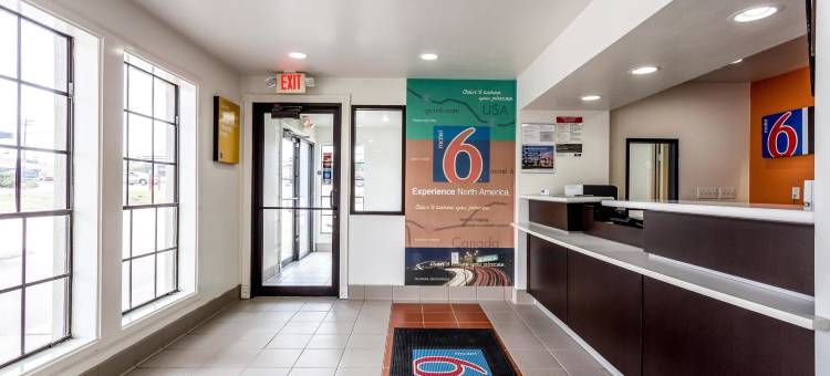 布赖恩大学城6号汽车旅馆(Motel 6 Bryan, TX - College Station)图片