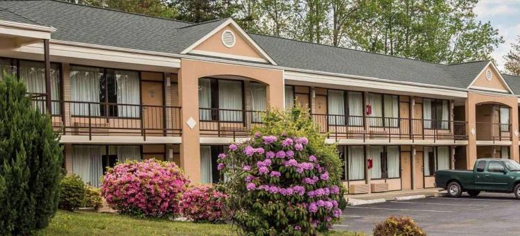 伊克诺旅馆及套房(Americas Best Value Inn Pilot Mountain)图片