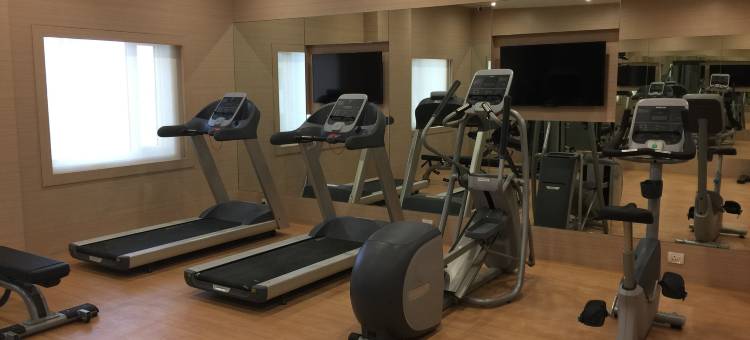 红狐狸柠檬树酒店，60区，古鲁格拉姆(Red Fox by Lemon Tree Hotels, Sector 60, Gurugram)图片