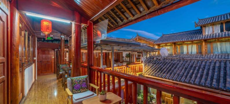 丽江束河山里居客栈图片