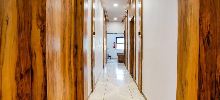 Hotel Dumas Near Airport图片