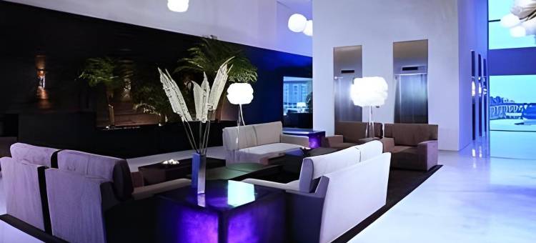 墨西哥城圣塔菲斯塔迪亚套房酒店(Stadia Suites Mexico City Santa Fe)图片