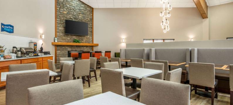 克拉利昂点路易斯维尔东部(Clarion Pointe Louisville East)图片