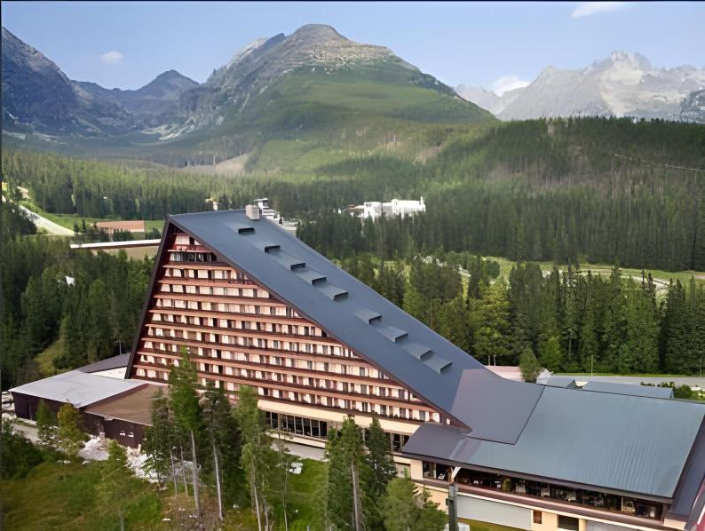 Hotel Patria Over view