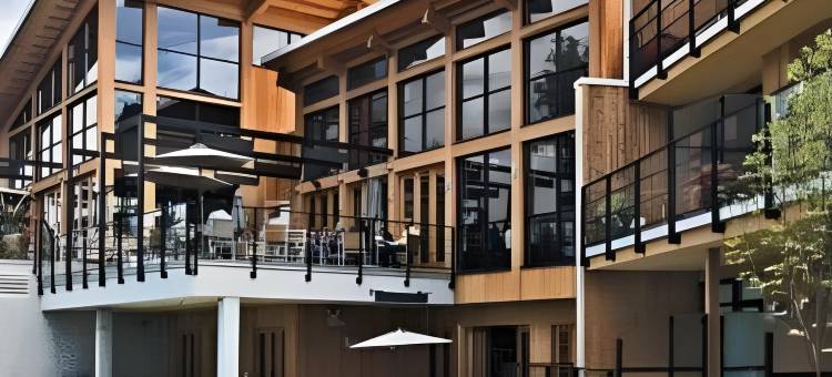 布伦特伍德海湾度假酒店及Spa(Brentwood Bay Resort & Spa)图片