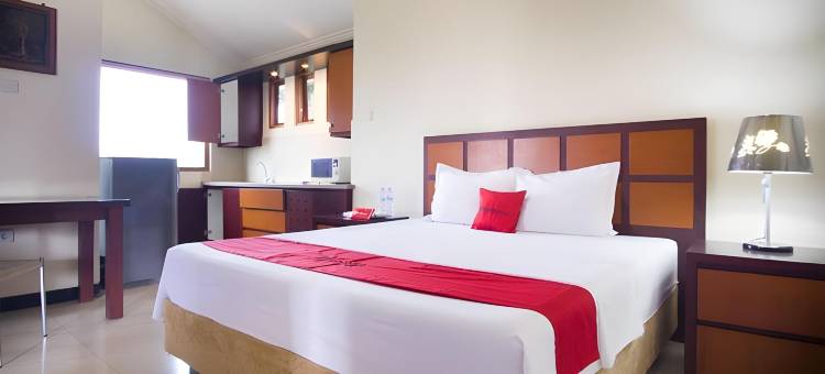 红多兹酒店-近谏义里浸信会医院(RedDoorz Near Rumah Sakit Baptis Kediri)图片