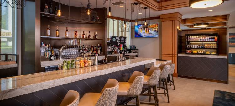 亨廷顿购物中心万豪德尔塔酒店(Delta Hotels Huntington Mall)图片