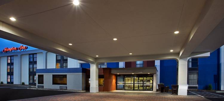 州立学院欢朋酒店(Hampton Inn State College)图片