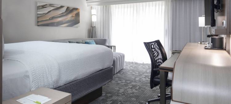 印第安纳波利斯西北万怡酒店(Courtyard Indianapolis Northwest)图片