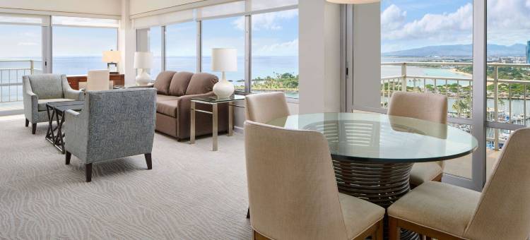 伊丽凯豪华套房酒店(Ilikai Hotel & Luxury Suites)图片