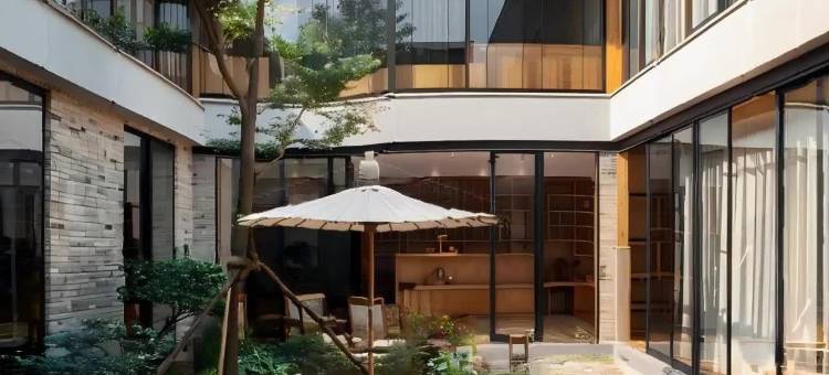 云格里·Cloud Live｜纳西合院•沐沁•设计师美宿(忠义市场店)图片