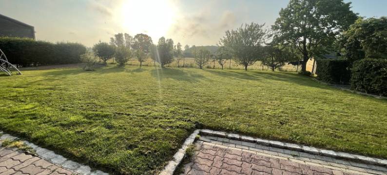 天堂农场(La Ferme du Paradis)图片