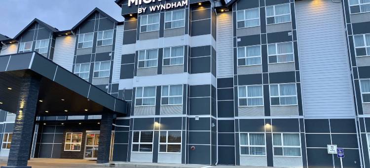 怀特考特麦客达温德姆酒店(Microtel Inn & Suites by Wyndham Whitecourt)图片