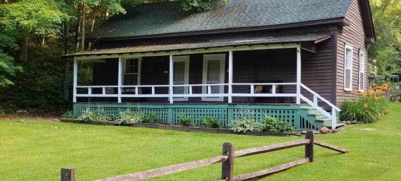 疗愈水泉小屋(The Cabins at Healing Springs)图片