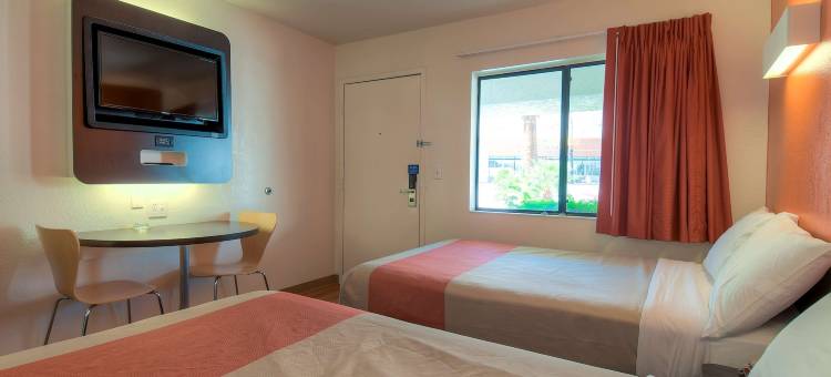 棕榈泉市区速6号汽车旅馆(Motel 6 Palm Springs, CA - Downtown)图片