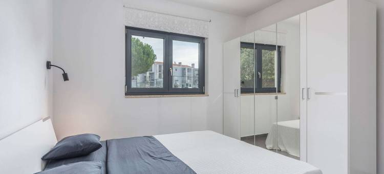 诺维格勒的别墅，带私人泳池和海滩(Villa in Novigrad with Private Pool and Beach)图片