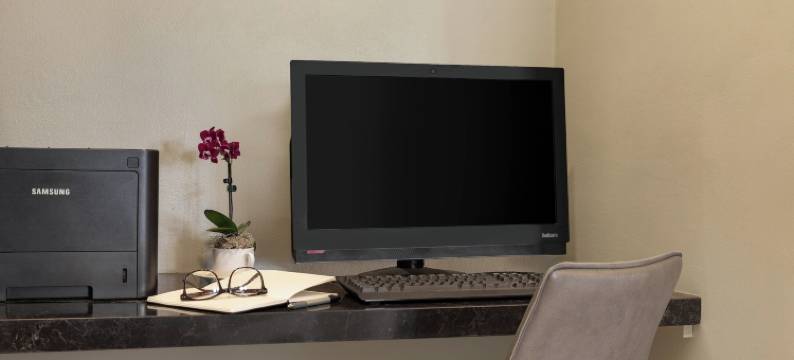 孔雀套房酒店(Peacock Suites)图片