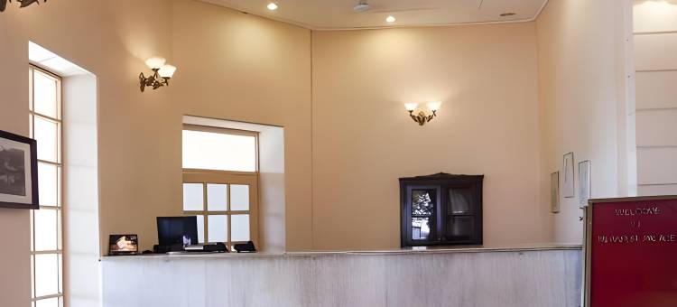 帕拉恩普尔宫饭店(Palanpur Palace)图片