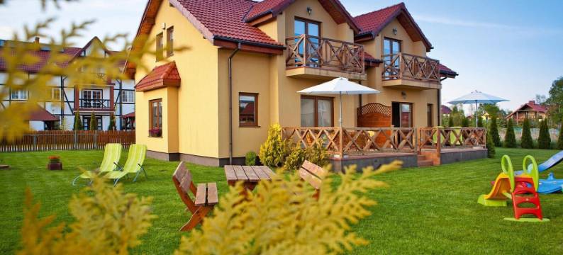 罗维的别墅，靠近波罗的海和国家公园(Half of Holiday Home, Terrace, Playground)图片