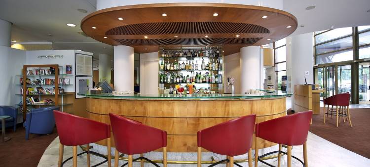 都灵科尔索朱利奥凯萨诺富特酒店(Novotel Torino Corso Giulio Cesare)图片