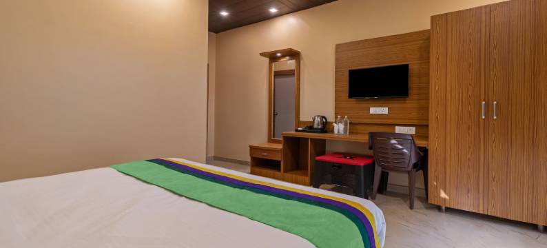 Treebo 天堂大酒店 阿约提亚(Treebo Heaven Grand Ayodhya)图片