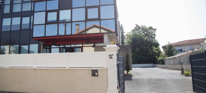 安古莱姆索亚Chanzy公寓酒店(Appart-hôtel Chanzy / Angoulême)图片