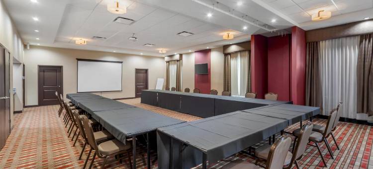 贝斯特韦斯特优质欣顿优质套房酒店(Best Western Plus Hinton Inn  Suites)图片