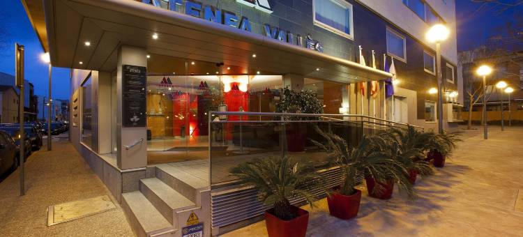 雅典娜山谷公寓式酒店(Aparthotel Atenea Valles)图片