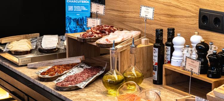 马德里格兰大道智慧出租式公寓(Smartr Madrid Gran Via Apartments)图片