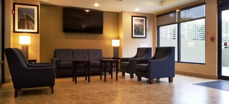 布鲁克林海洋公园戴斯酒店(Days Inn by Wyndham Brooklyn Marine Park)图片