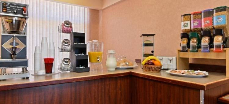 伊克诺小屋套房酒店(Econo Lodge Inn & Suites)图片