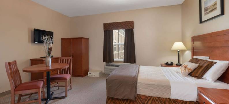 克拉丽奥酒店和套房(Clarion Hotel & Suites)图片