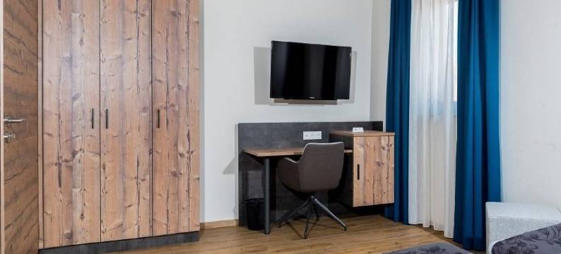 阿德勒兰德酒店(Landhotel Zum Adler)图片