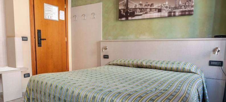 文蒂米利亚舒适住宿酒店3(Hotel Posta - Comfortable Stay in Ventimiglia)图片