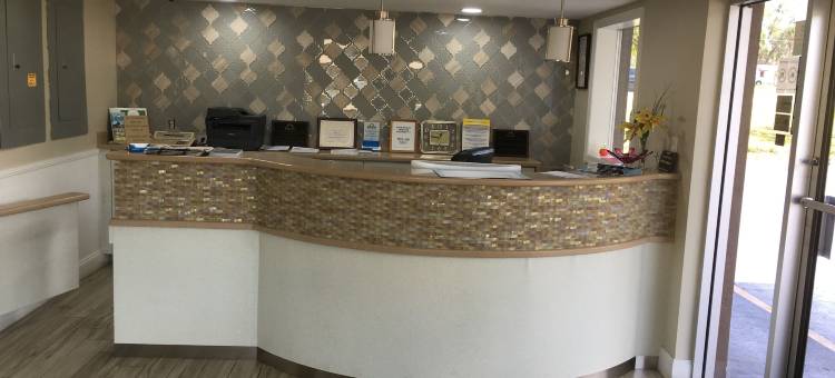 Blue Spring Inn Orange City图片