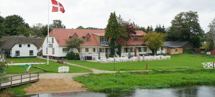 斯弗斯鲁普A/S旅馆(Svostrup Kro)图片