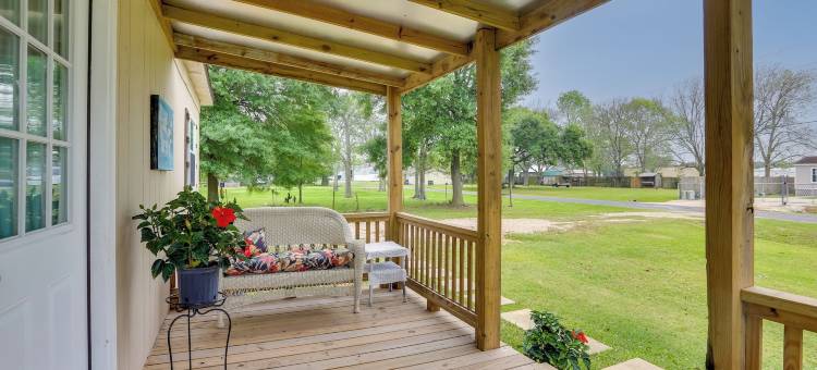 靠近公园和湖泊：宠物友好温妮小屋(Near Parks & Lakes: Pet-Friendly Winnie Cottage)图片