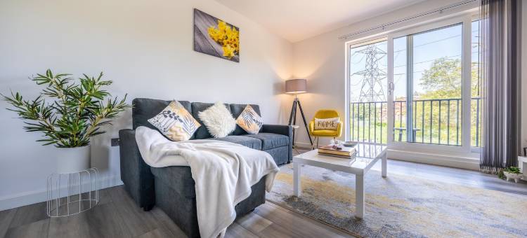 阿什景观公寓4 -希思罗 - 索普公园 - 免费停车(Ash View Place 4 -Heathrow - Thorpe Park - Free Parking)图片