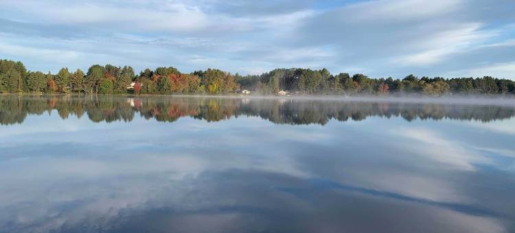 莱茵兰德房子 - 现场有詹妮·韦伯湖(Rhinelander Home - Jennie Webber Lake on-Site)图片