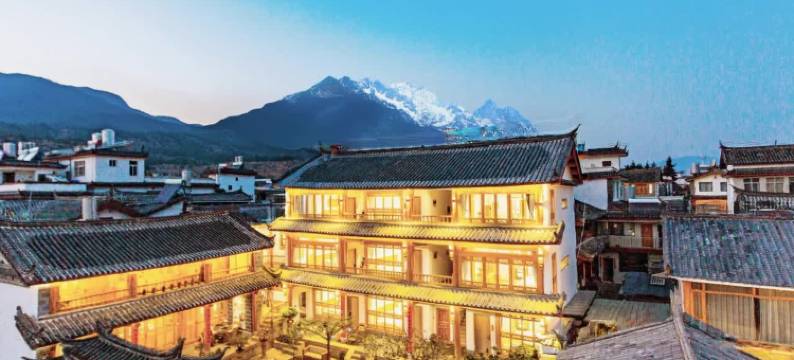 丽江阿骏友阁轻奢阳光花园大院图片