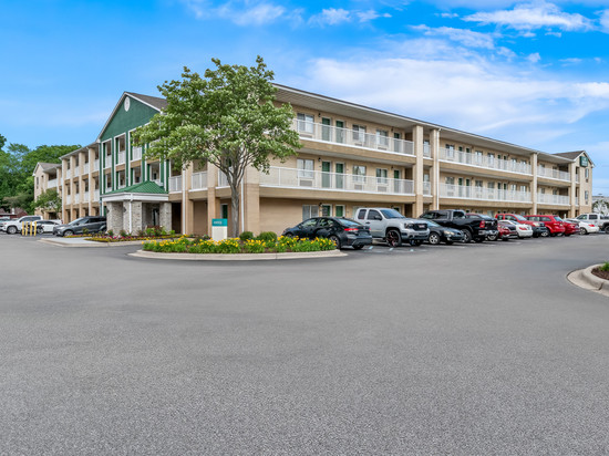 底特律-利沃尼亚霍姆汤开放式公寓