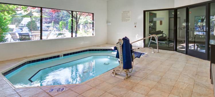 费拉格尔斯塔夫希尔顿逸林酒店(DoubleTree by Hilton Flagstaff)图片