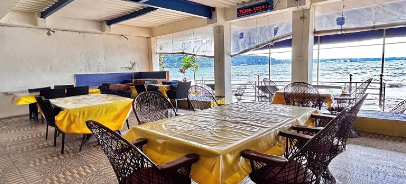 芒果海滨度假村(Mangos Beachfront Resort)图片