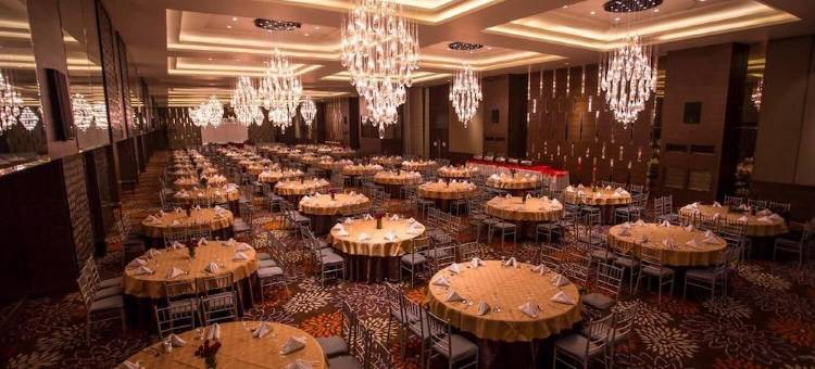 苏比克湾旅游酒店(Subic Bay Travelers Hotel & Event Center)图片