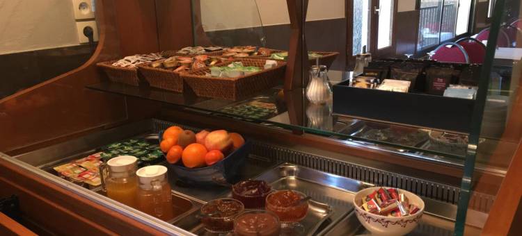 马斯勒沙特莱餐厅酒店(Hôtel Restaurant Mas le Châtelet)图片